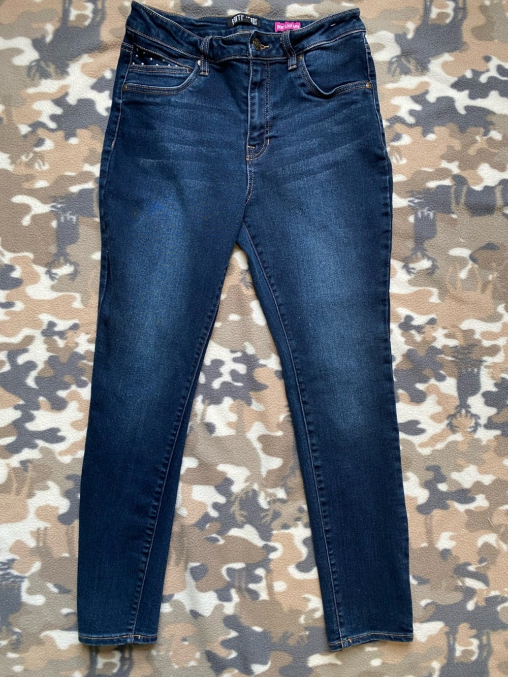 Faith Jeans Women's Dark Wash Skinny Jeans Size 12P (Petite)